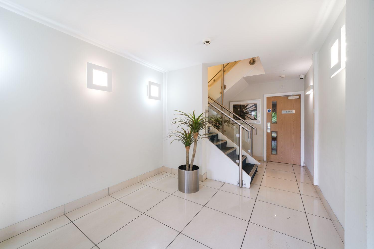 Appartamento Heathrow With Parking & Gym