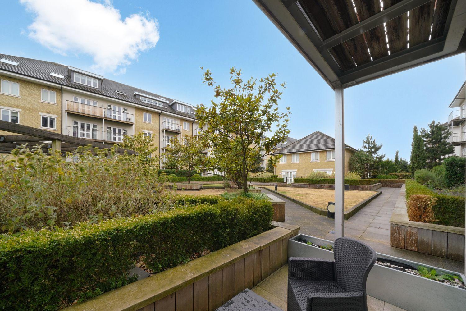 Appartamento Heathrow With Parking & Gym